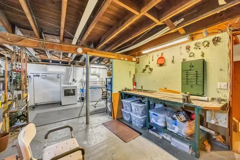 122 Lambert Avenue Farmingdale NY 11735