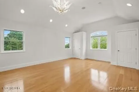 52 Francis Lane Greenwich CT 06831