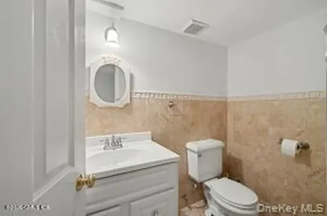 52 Francis Lane Greenwich CT 06831