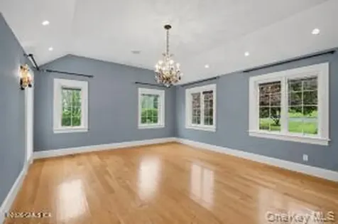 52 Francis Lane Greenwich CT 06831