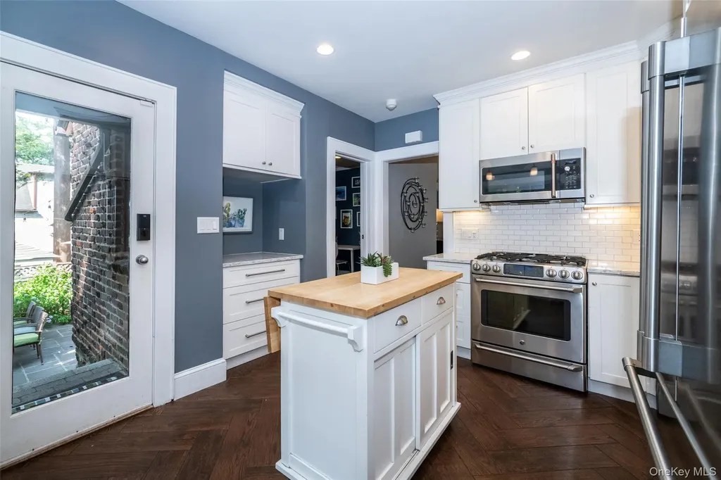 17 Bonnett Avenue Larchmont NY 10538