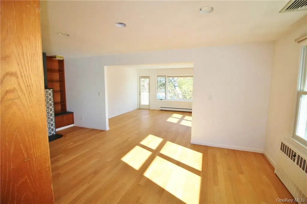 248 W Lake Boulevard Mahopac NY 10541