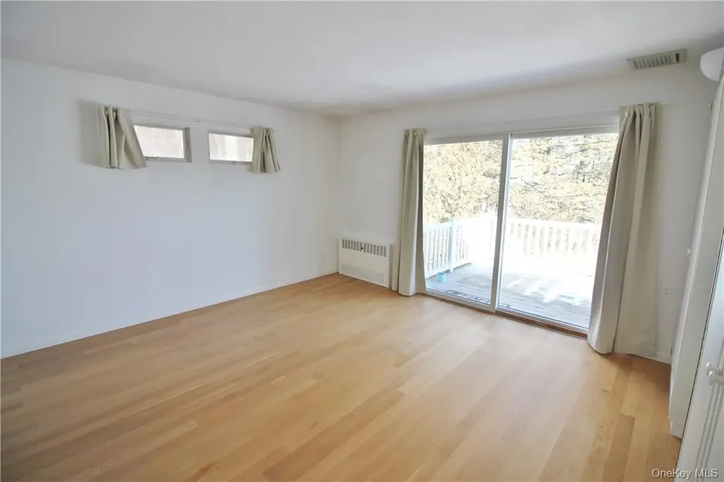 248 W Lake Boulevard Mahopac NY 10541