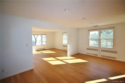 248 W Lake Boulevard Mahopac NY 10541