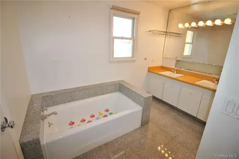 248 W Lake Boulevard Mahopac NY 10541