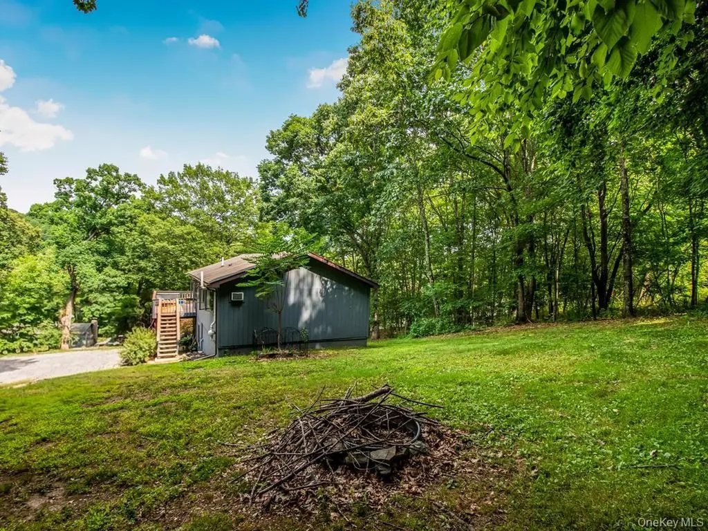 20 Ernst Road Cortlandt Manor NY 10567