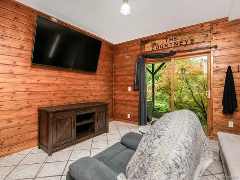 20 Ernst Road Cortlandt Manor NY 10567