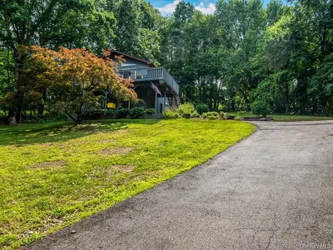 20 Ernst Road Cortlandt Manor NY 10567