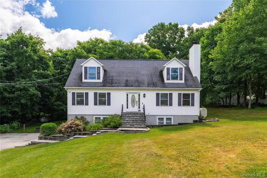 22 Elm Road Lake Peekskill NY 10537