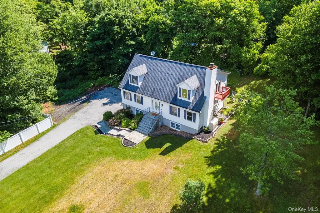 22 Elm Road Lake Peekskill NY 10537