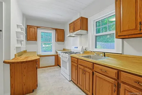 24 Gory Brook Road Sleepy Hollow NY 10591