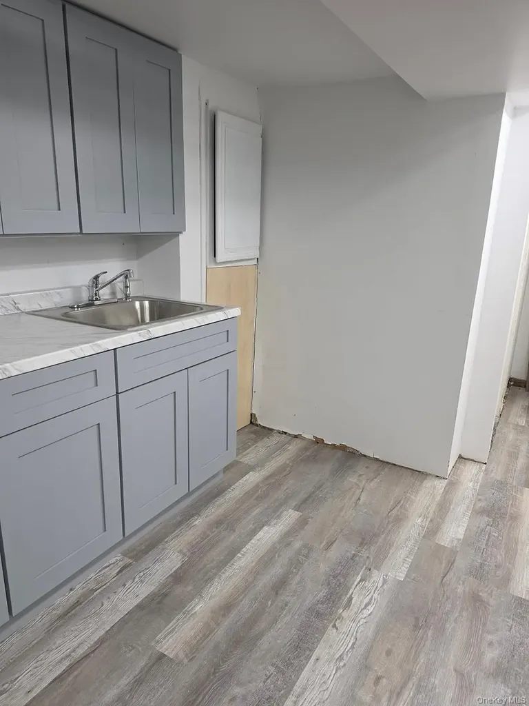 412 Keller Avenue Elmont NY 11003