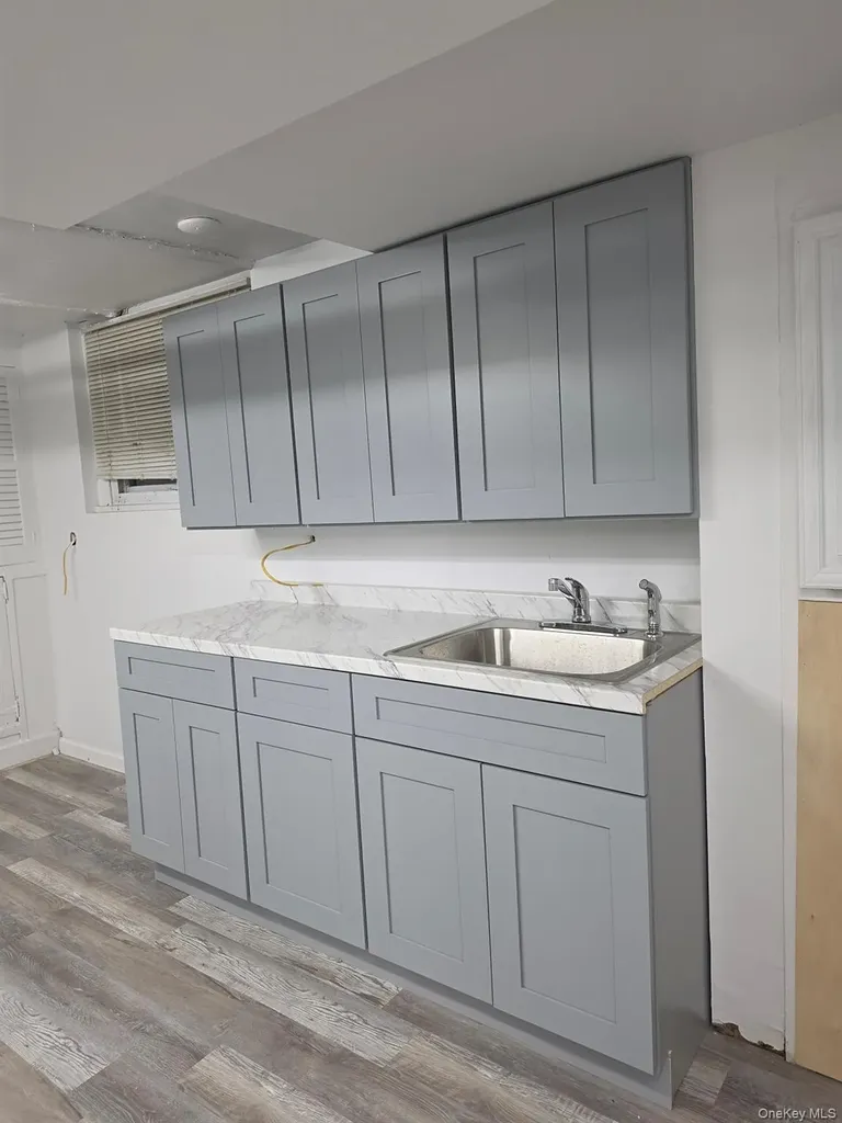 412 Keller Avenue Elmont NY 11003