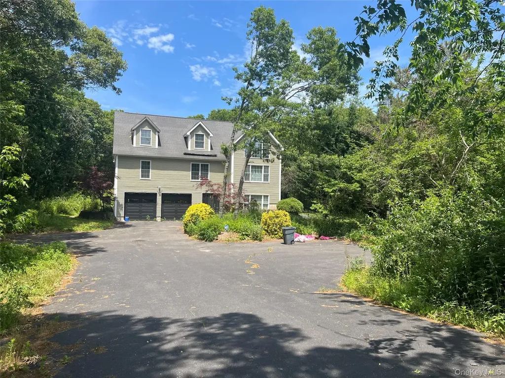 131 Long Island Avenue Holtsville NY 11742