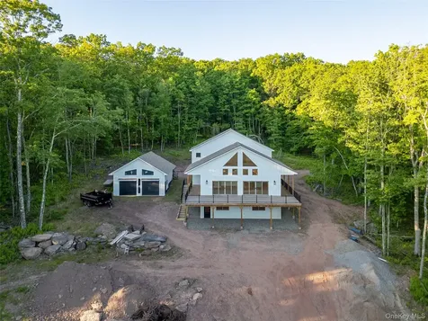 91 Lenni Lenape Road Narrowsburg NY 12726