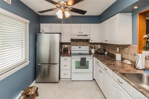 1505 Chelsea Cove S Hopewell Junction NY 12533