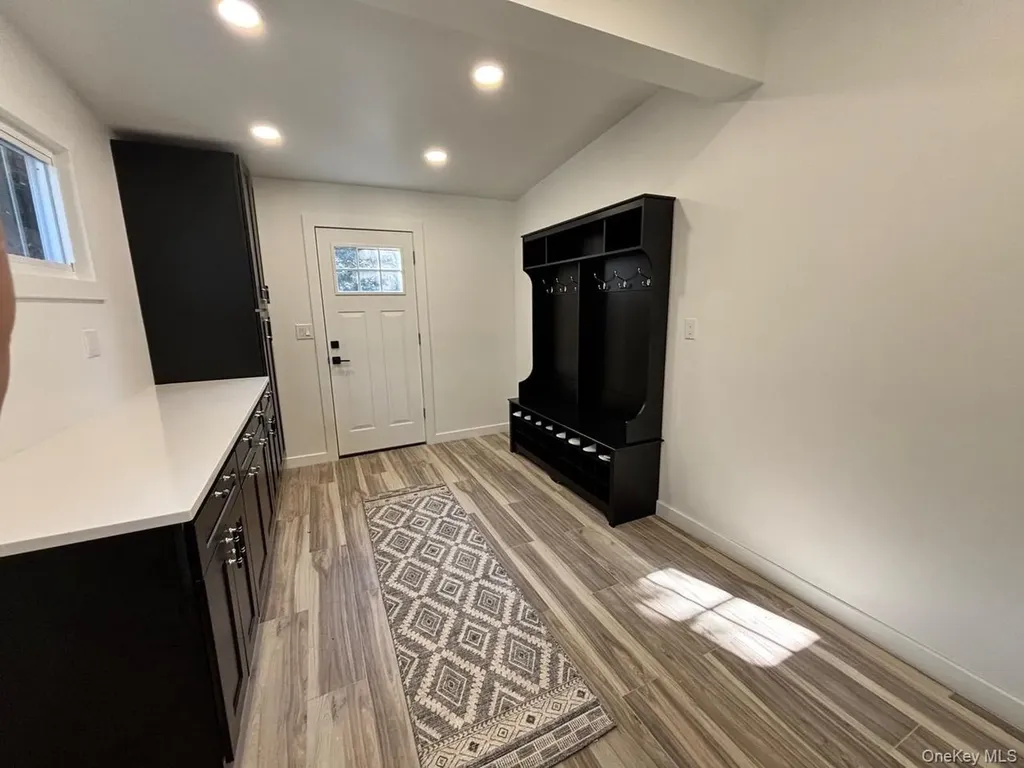 791 Longview Avenue North Woodmere NY 11581