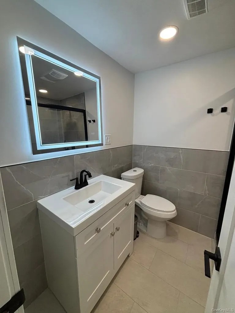 791 Longview Avenue North Woodmere NY 11581