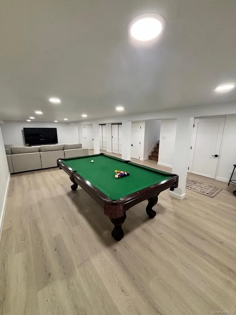 791 Longview Avenue North Woodmere NY 11581