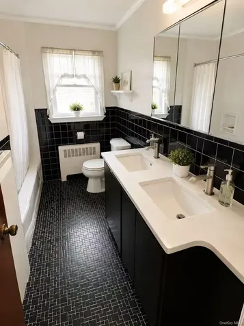 25 Reed Lane Westbury NY 11590