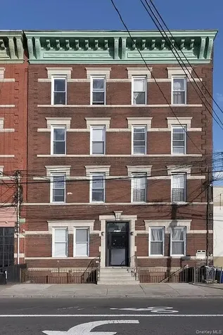 36-05 Vernon Boulevard Long Island City NY 11106