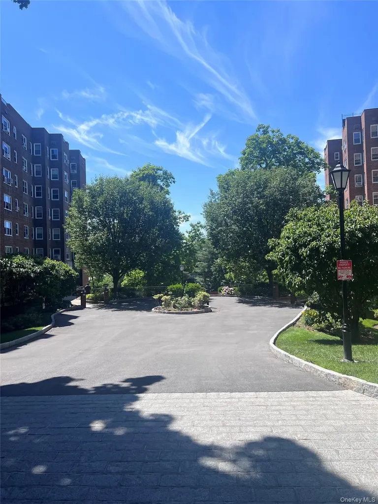 280 Collins Avenue Mount Vernon NY 10552
