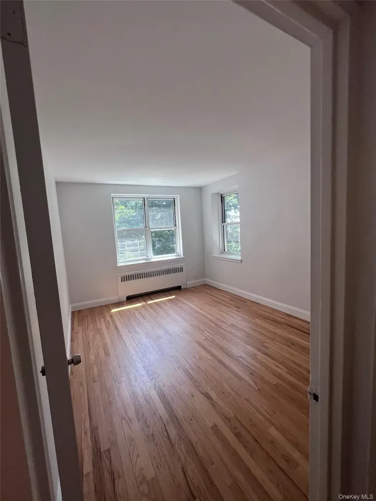 280 Collins Avenue Mount Vernon NY 10552
