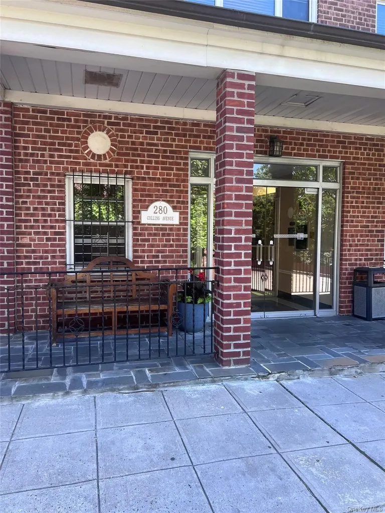 280 Collins Avenue Mount Vernon NY 10552