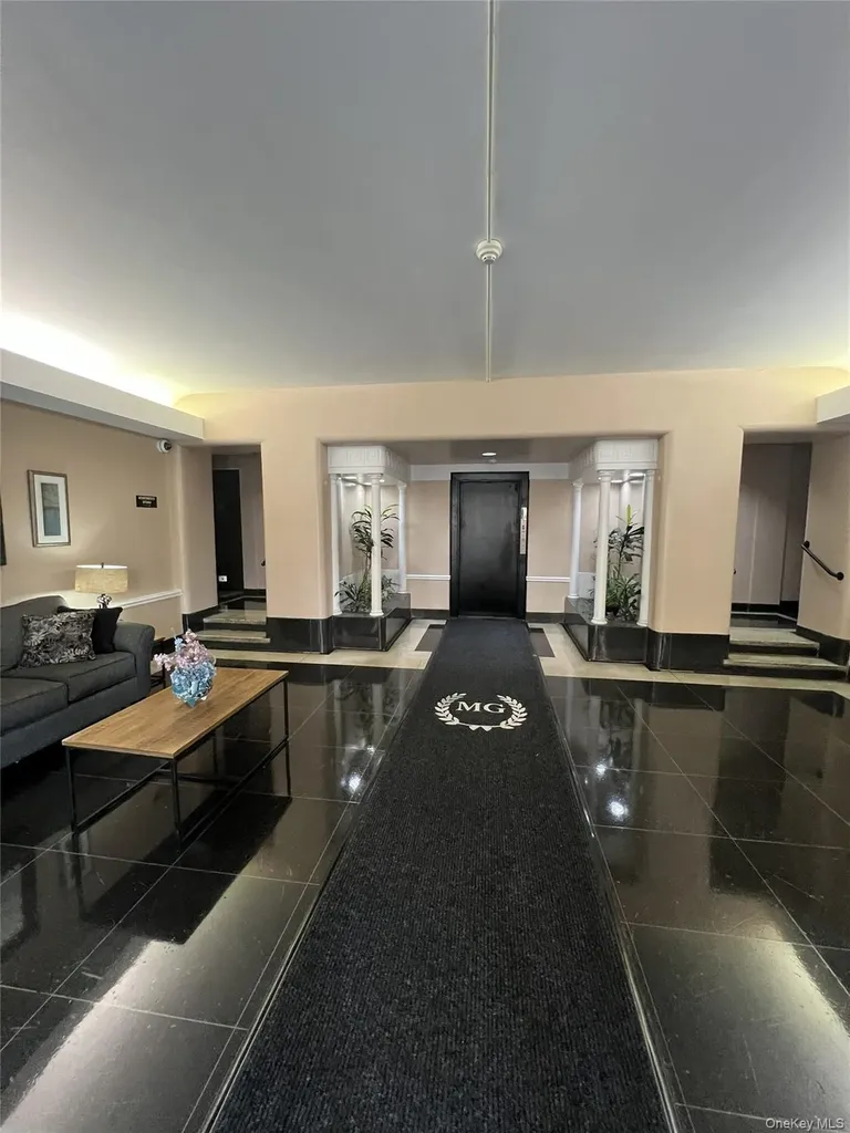 280 Collins Avenue Mount Vernon NY 10552