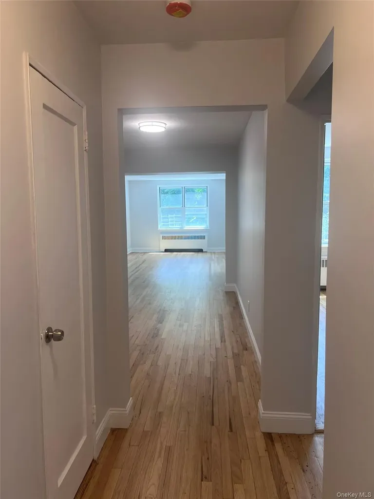 280 Collins Avenue Mount Vernon NY 10552