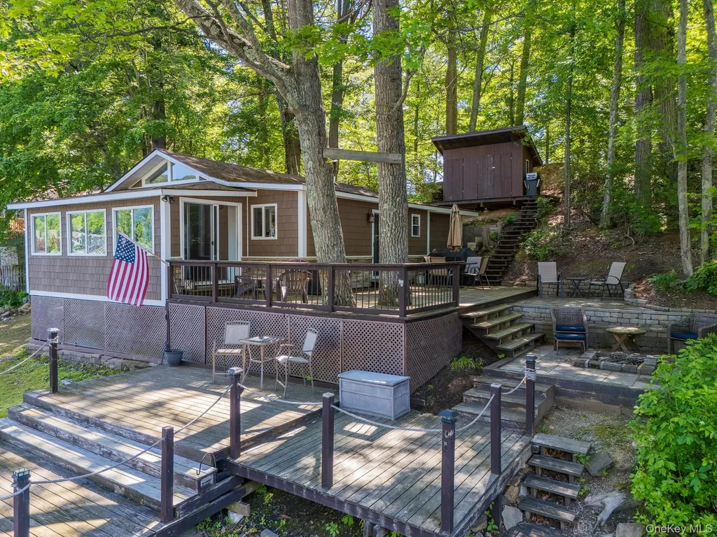 1616 Route 292 Holmes NY 12531