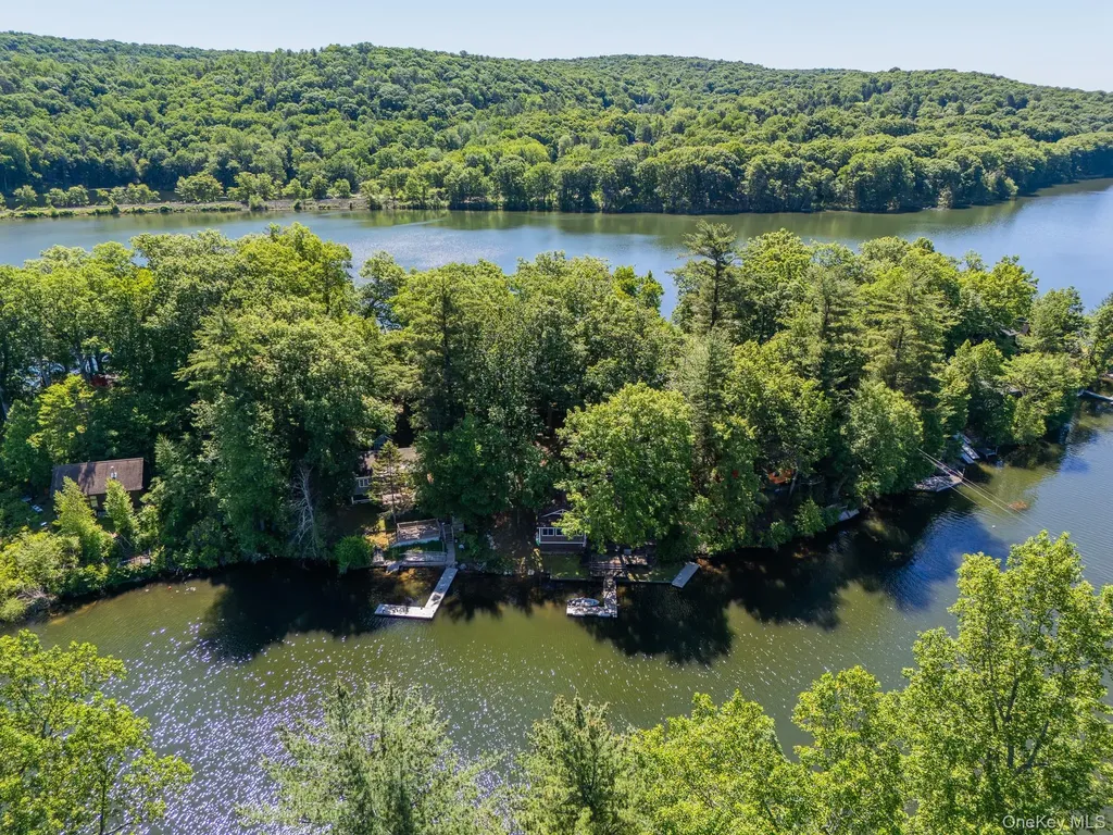 1616 Route 292 Holmes NY 12531