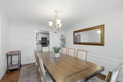 9 Northumberland Drive Shoreham NY 11786