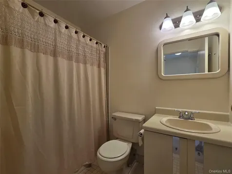 12-29 Diane Place Bayside NY 11360