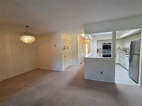 12-29 Diane Place Bayside NY 11360