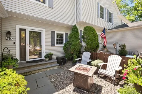 241 Catherine Street Buchanan NY 10511