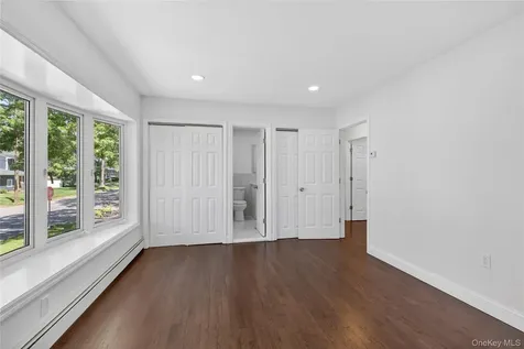 370 Chelsea Avenue West Babylon NY 11704