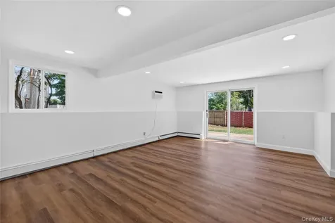 370 Chelsea Avenue West Babylon NY 11704