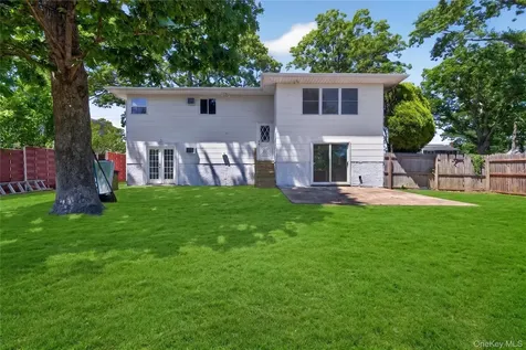 370 Chelsea Avenue West Babylon NY 11704