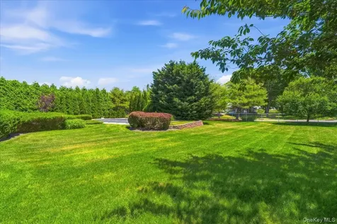 2 Mercedes Court Patchogue NY 11772