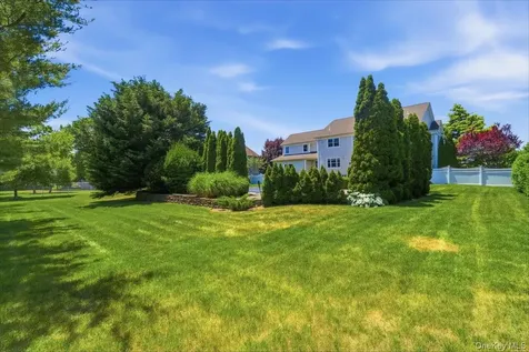 2 Mercedes Court Patchogue NY 11772