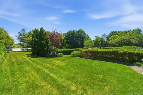 2 Mercedes Court Patchogue NY 11772