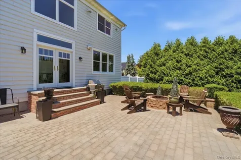 2 Mercedes Court Patchogue NY 11772