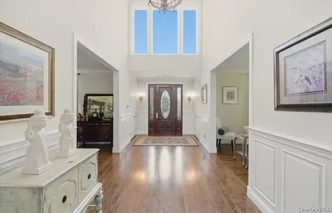 2 Mercedes Court Patchogue NY 11772