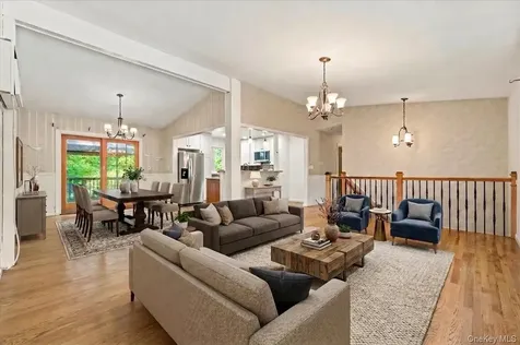 77 Wharton Drive Cortlandt Manor NY 10567