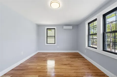 112-38 212th Street Queens Village NY 11429