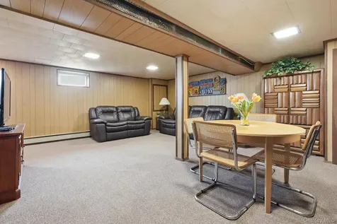 24616 86th Road Bellerose NY 11426