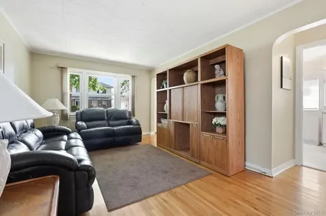 24616 86th Road Bellerose NY 11426