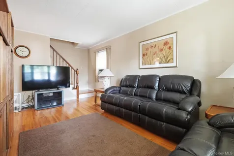 24616 86th Road Bellerose NY 11426