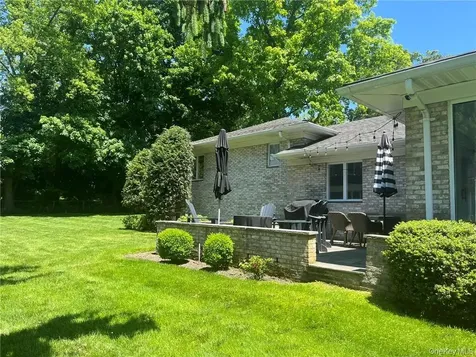 142 Oakland Avenue Harrison NY 10528